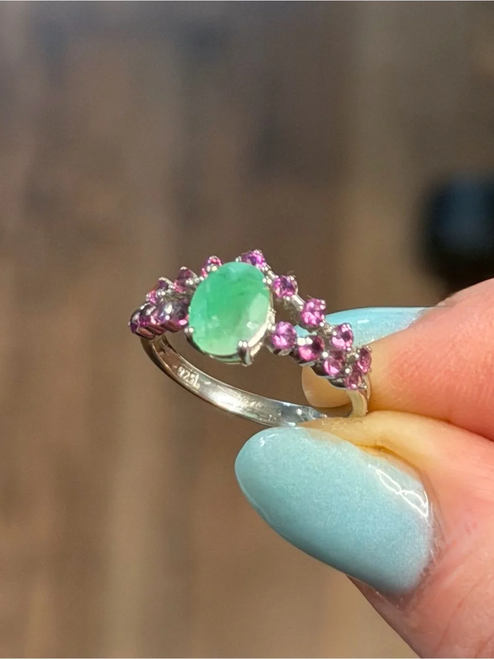 Stunning Natural Emerald 1.30CT & Pink Garnet Chevron 925 Sterling Ring Sz 7